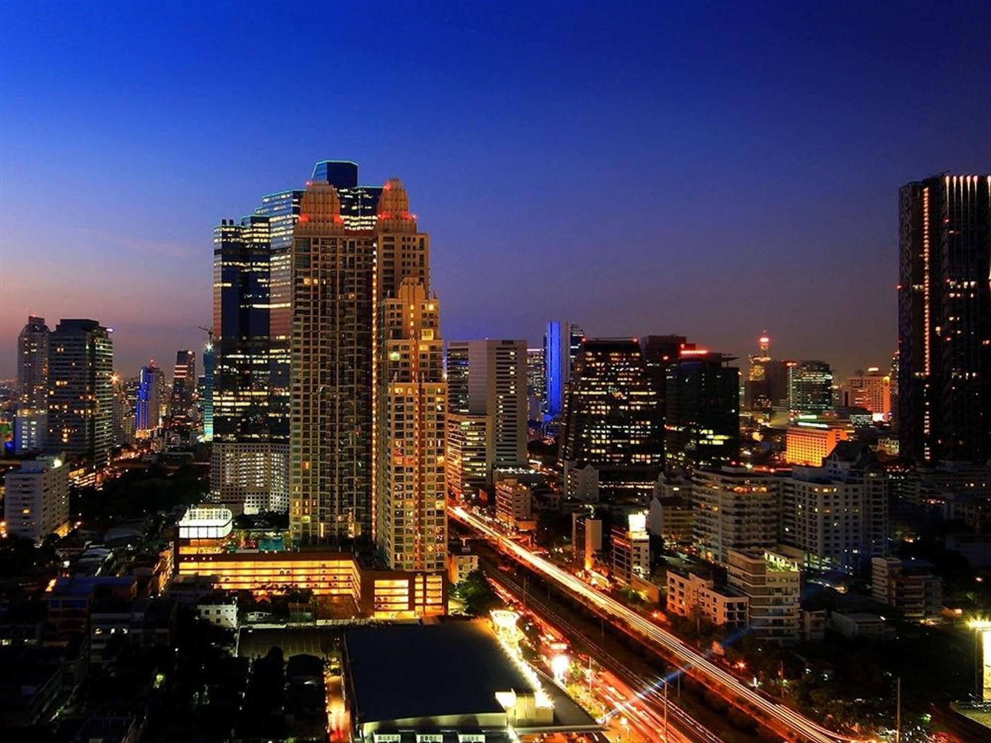 Oaks Bangkok Sathorn Aparthotel Exteriör bild